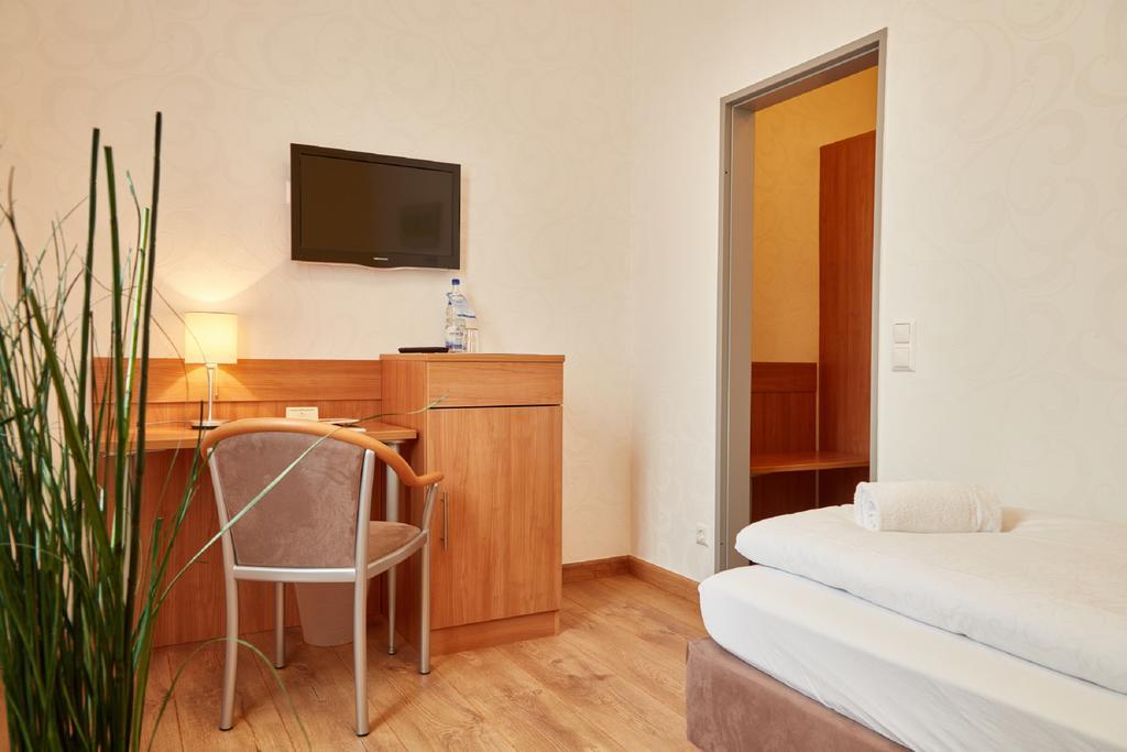 Bernstein Acamed Resort Nienburg  Ngoại thất bức ảnh