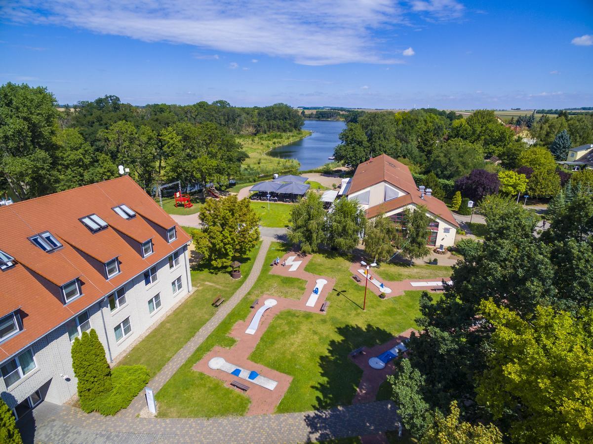 Bernstein Acamed Resort Nienburg  Ngoại thất bức ảnh